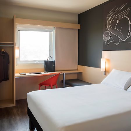 Hotel Ibis Irapuato Extérieur photo