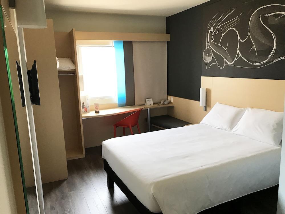 Hotel Ibis Irapuato Extérieur photo