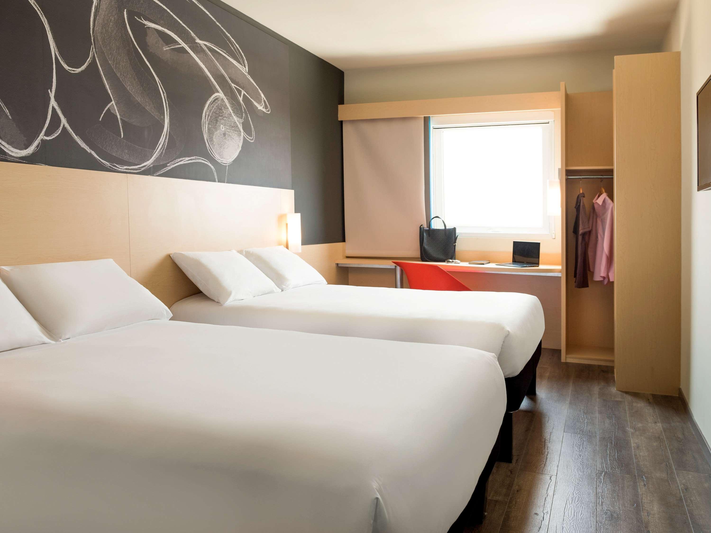 Hotel Ibis Irapuato Extérieur photo