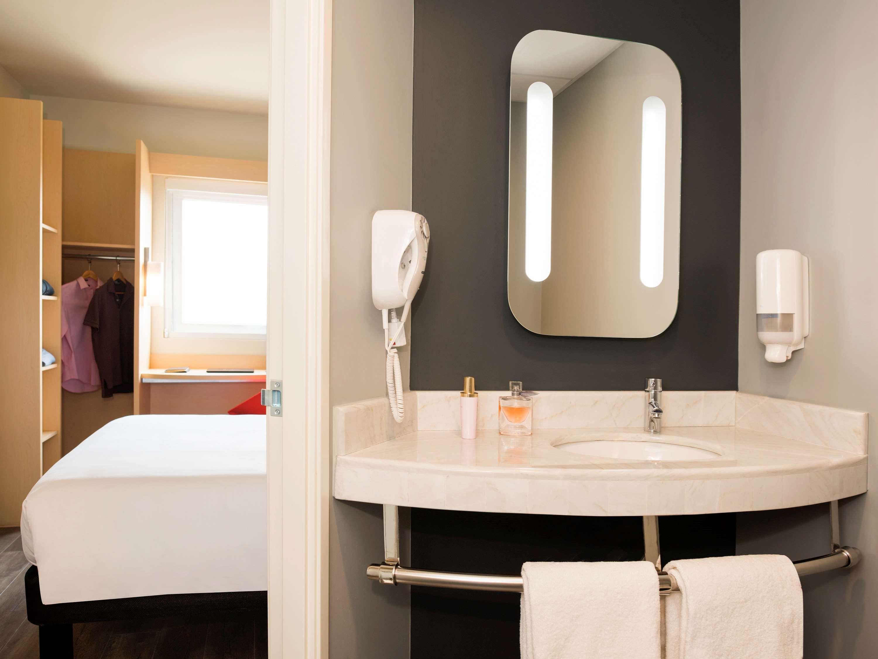 Hotel Ibis Irapuato Extérieur photo