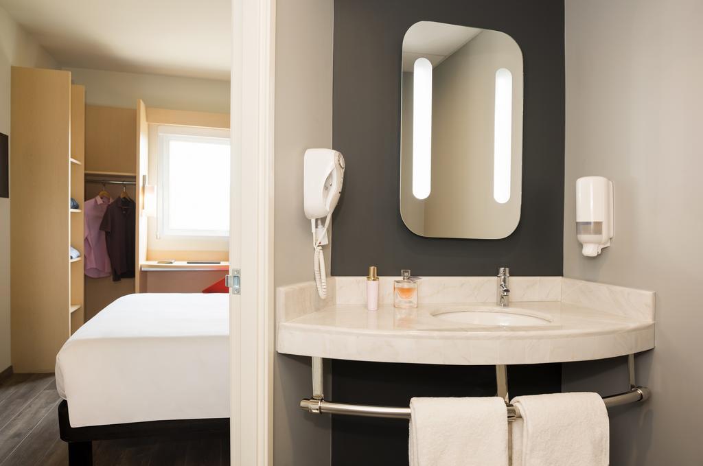 Hotel Ibis Irapuato Extérieur photo
