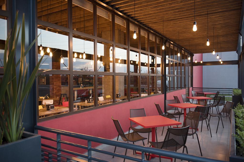 Hotel Ibis Irapuato Extérieur photo