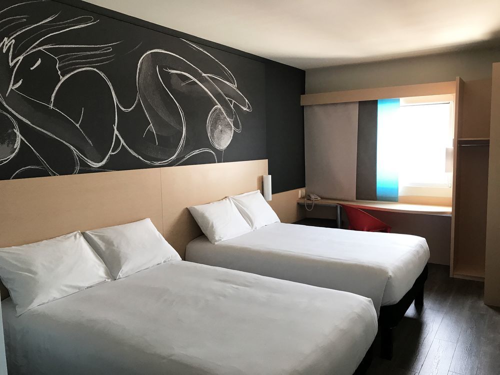 Hotel Ibis Irapuato Extérieur photo